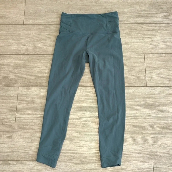 Athleta Elation Pirouette 7/8 Tight Leggings in dusty blue green size small - Picture 11 of 11